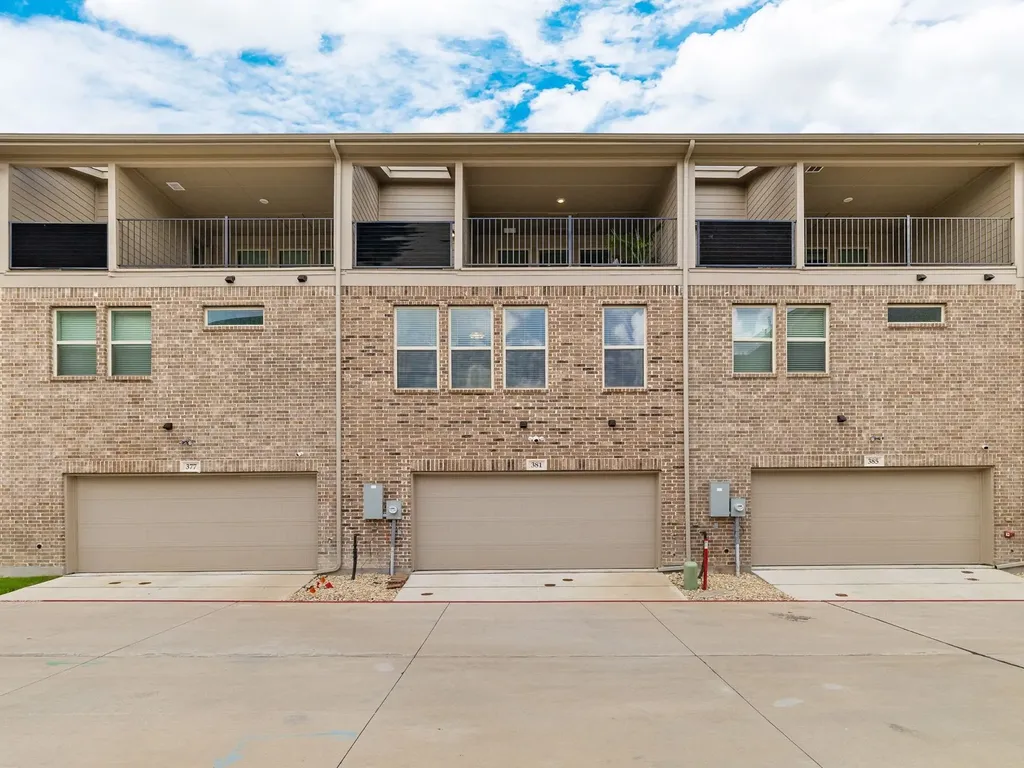 381 Blackthorne Drive Plano TX 75074