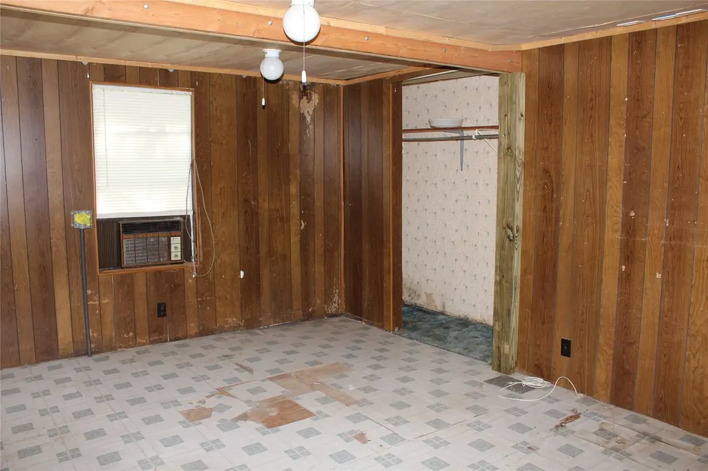 1204 Red Hawk Bay Drive West Tawakoni TX 75474