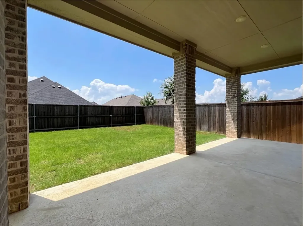 124 Savannah Lane Little Elm TX 75068