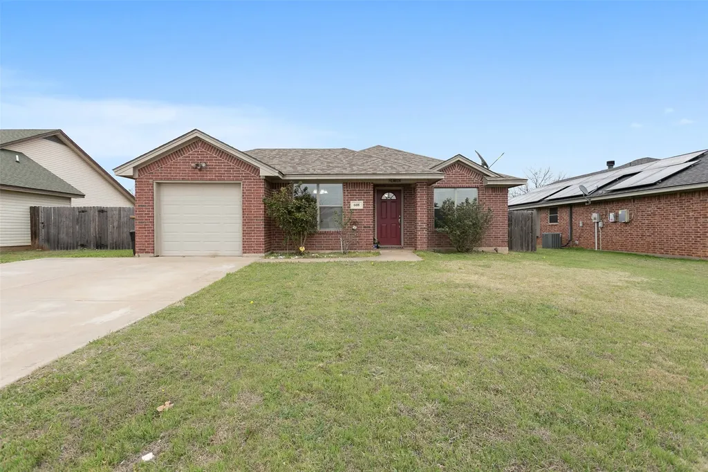 608 Mesquite Drive Rio Vista TX 76093