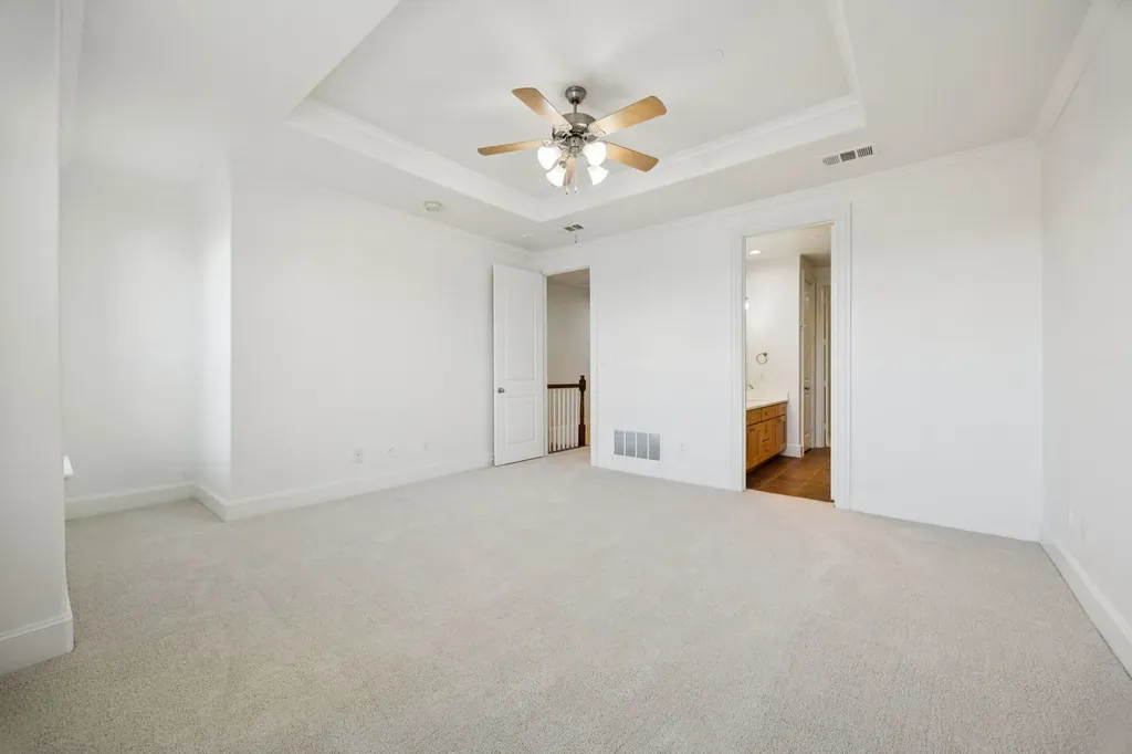 643 Senda Irving TX 75039