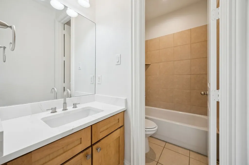 643 Senda Irving TX 75039