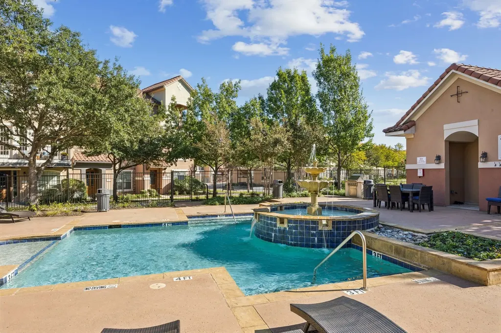 643 Senda Irving TX 75039