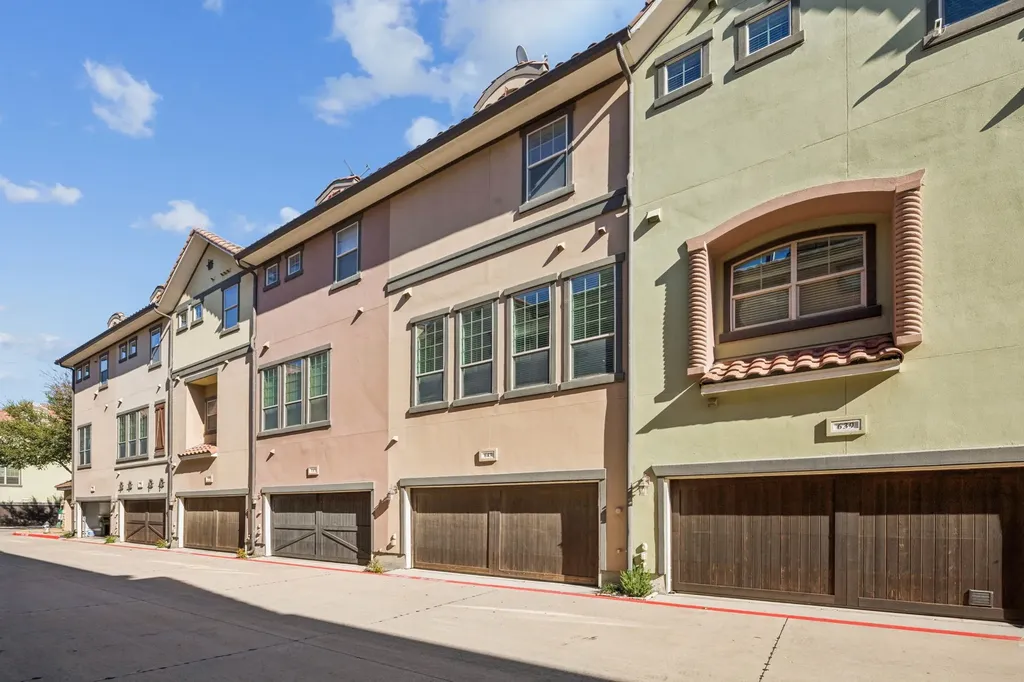 643 Senda Irving TX 75039