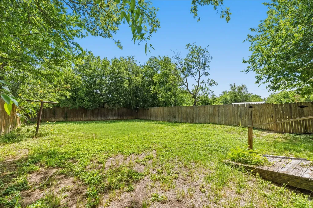 1802 6th Street Brownwood TX 76801