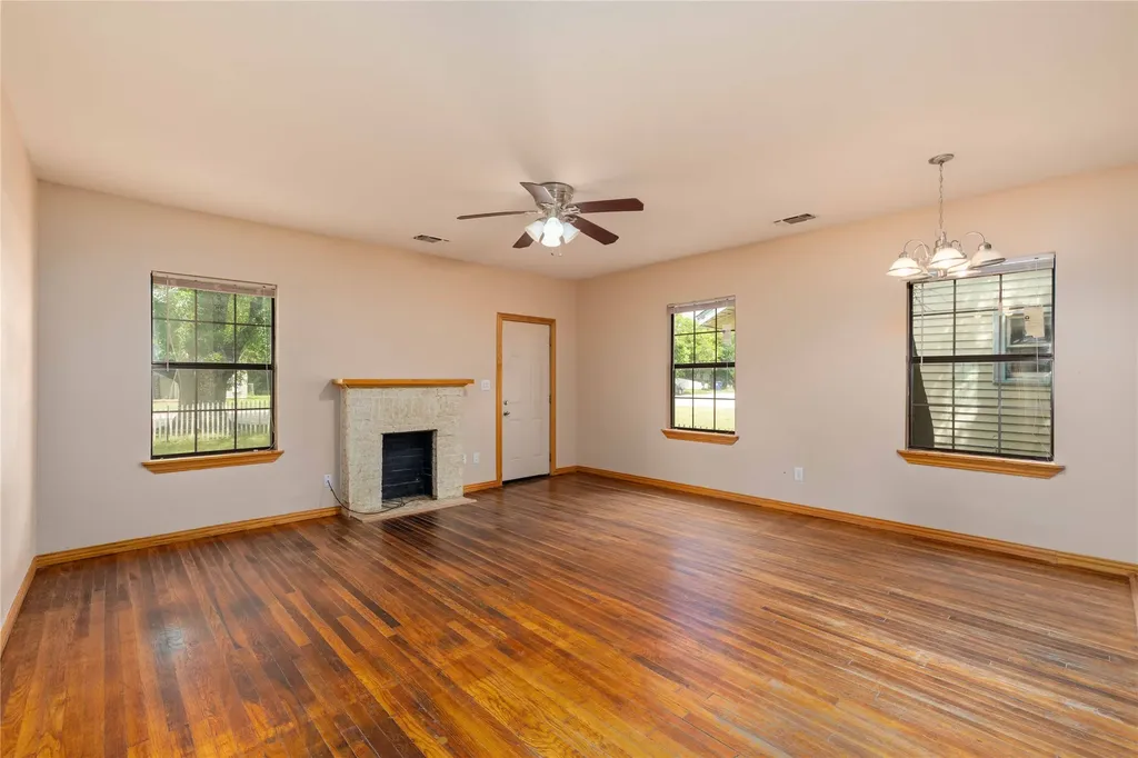 1802 6th Street Brownwood TX 76801