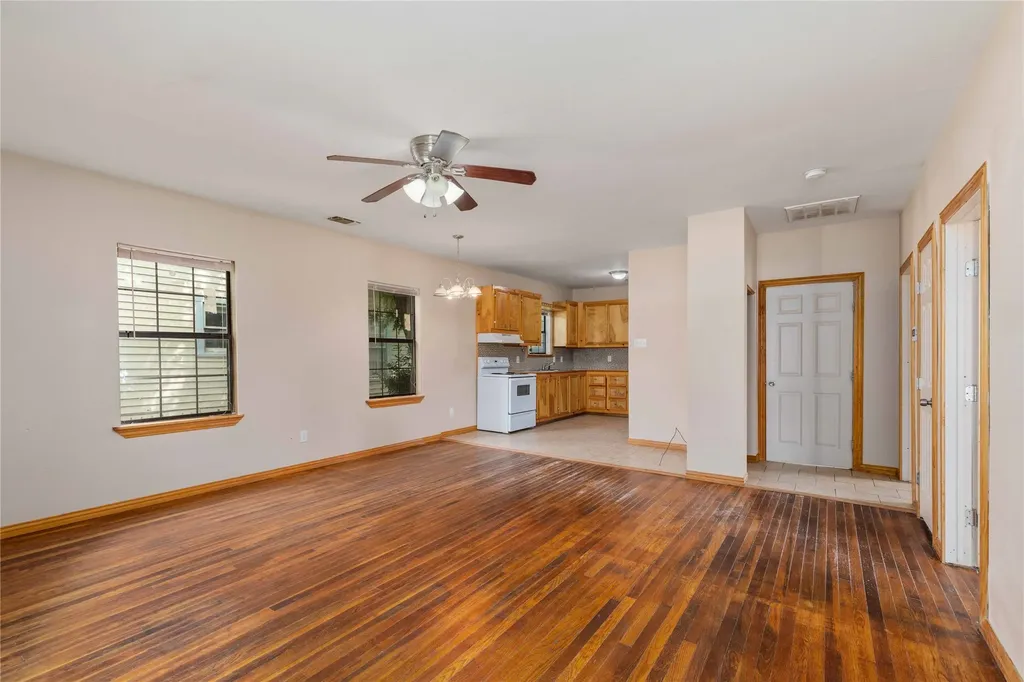 1802 6th Street Brownwood TX 76801