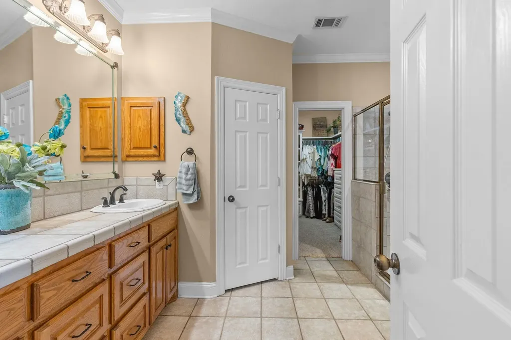 5562 County Road 1037 Celeste TX 75423