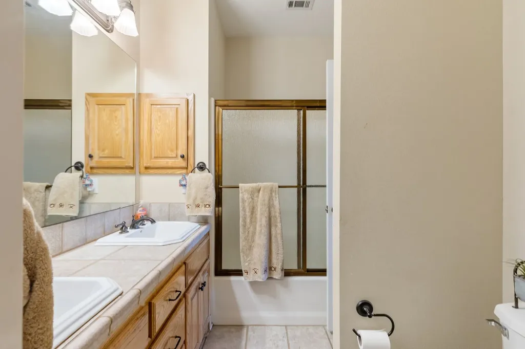 5562 County Road 1037 Celeste TX 75423