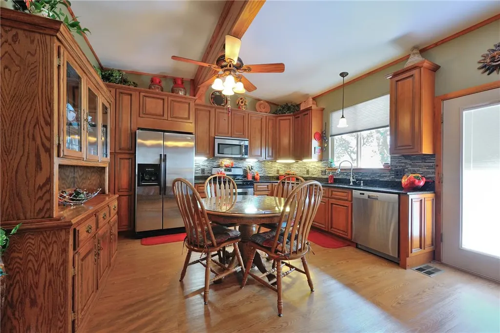 130 Marina View Court Weatherford TX 76087