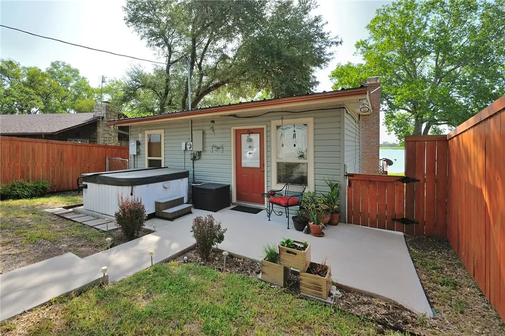 130 Marina View Court Weatherford TX 76087