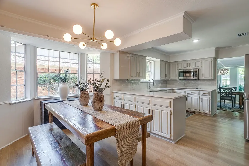 2910 Glasgow Drive Arlington TX 76015