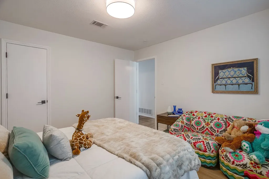 2910 Glasgow Drive Arlington TX 76015