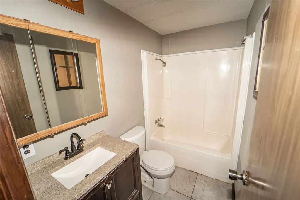 122 County Road 306 Breckenridge TX 76424