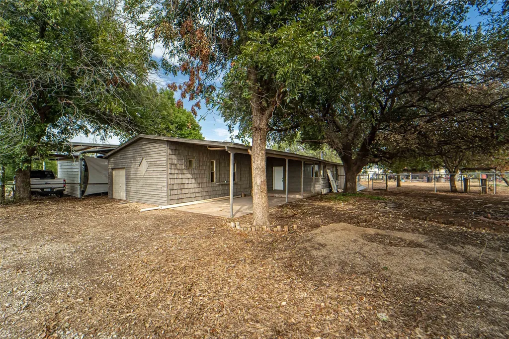 122 County Road 306 Breckenridge TX 76424