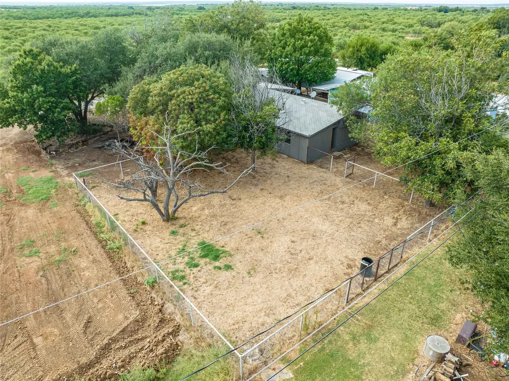122 County Road 306 Breckenridge TX 76424