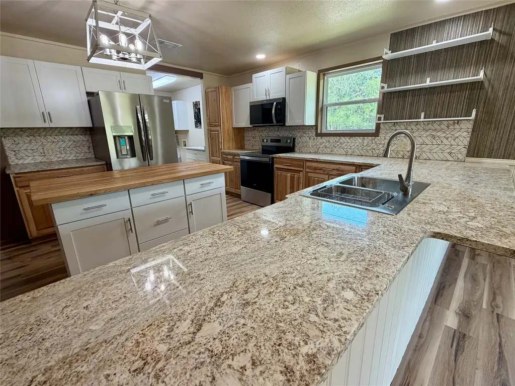 1810 Highway 570 Eastland TX 76448
