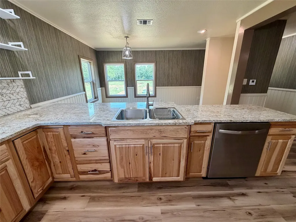 1810 Highway 570 Eastland TX 76448