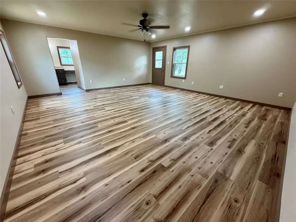 1810 Highway 570 Eastland TX 76448