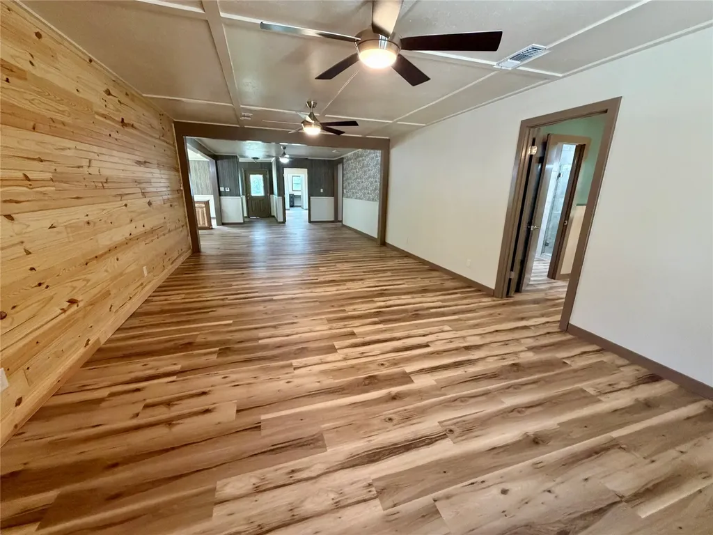 1810 Highway 570 Eastland TX 76448
