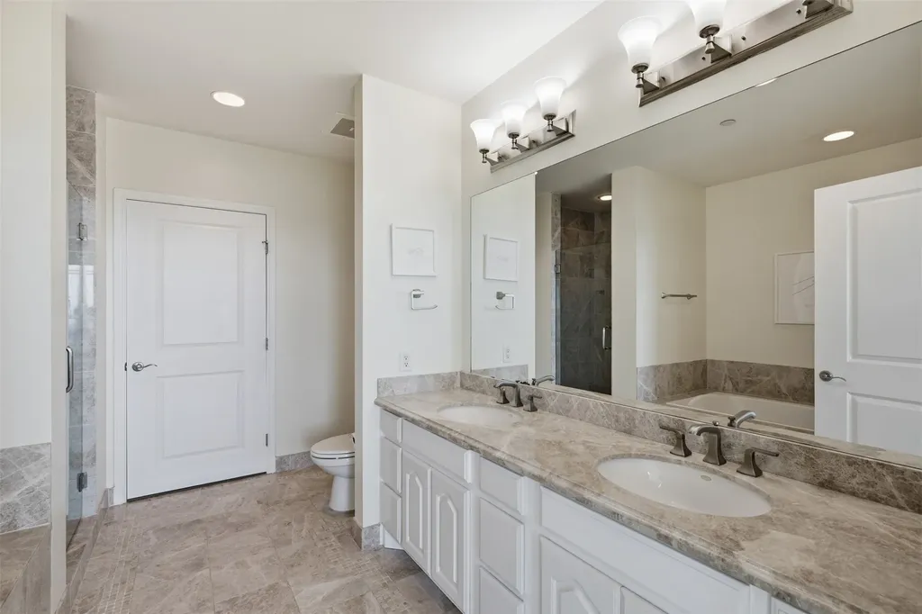 500 Throckmorton Street Fort Worth TX 76102