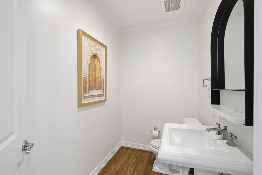 500 Throckmorton Street Fort Worth TX 76102