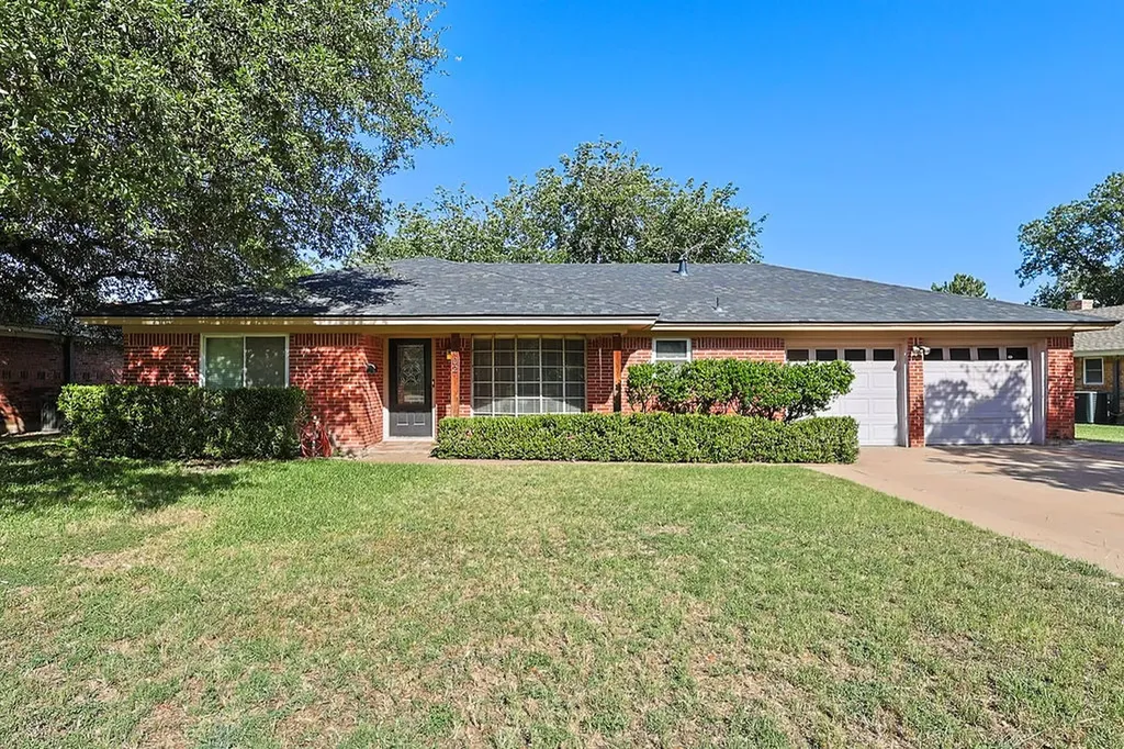 3102 Ivanhoe Lane Abilene TX 79605