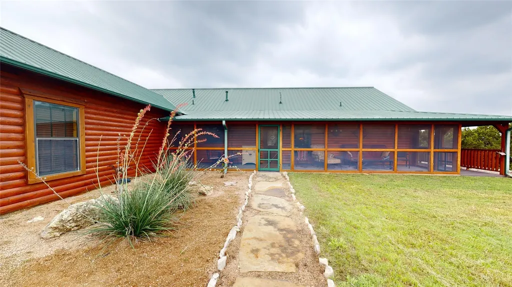 1253 Balcones Lane Graford TX 76449