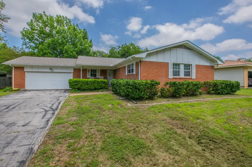 723 Gaywood Drive Woodway TX 76712