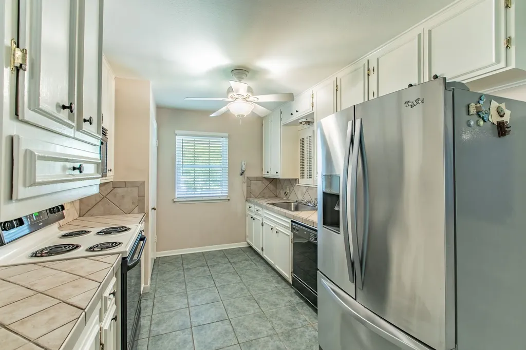 723 Gaywood Drive Woodway TX 76712