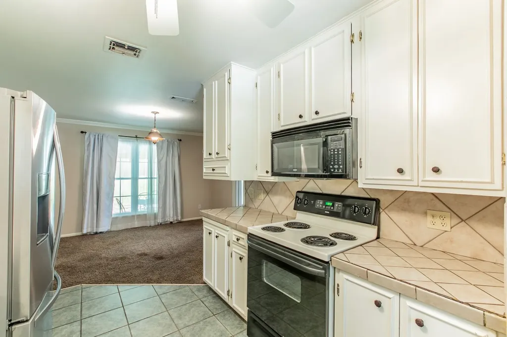 723 Gaywood Drive Woodway TX 76712