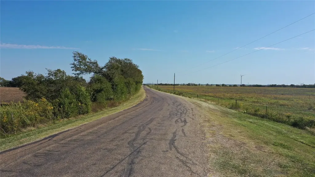 Tbd 32.5 Acres Battle Lake Road Mart TX 76664
