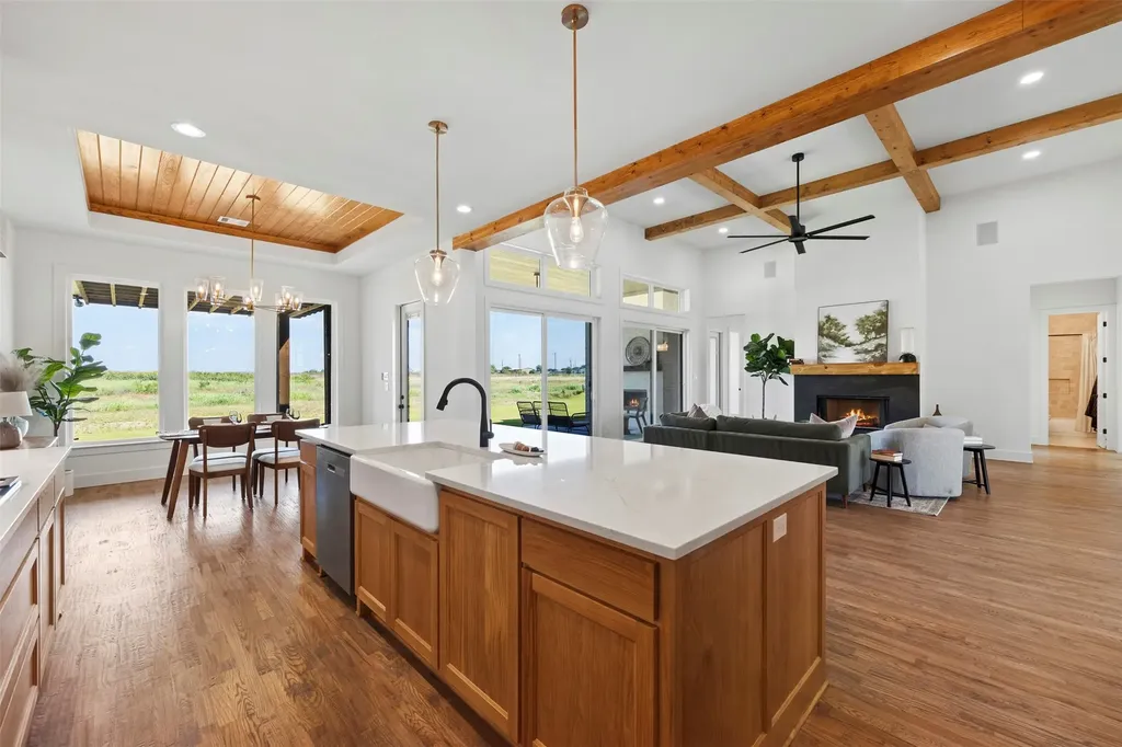 130 Adilynn Trail Maypearl TX 76084
