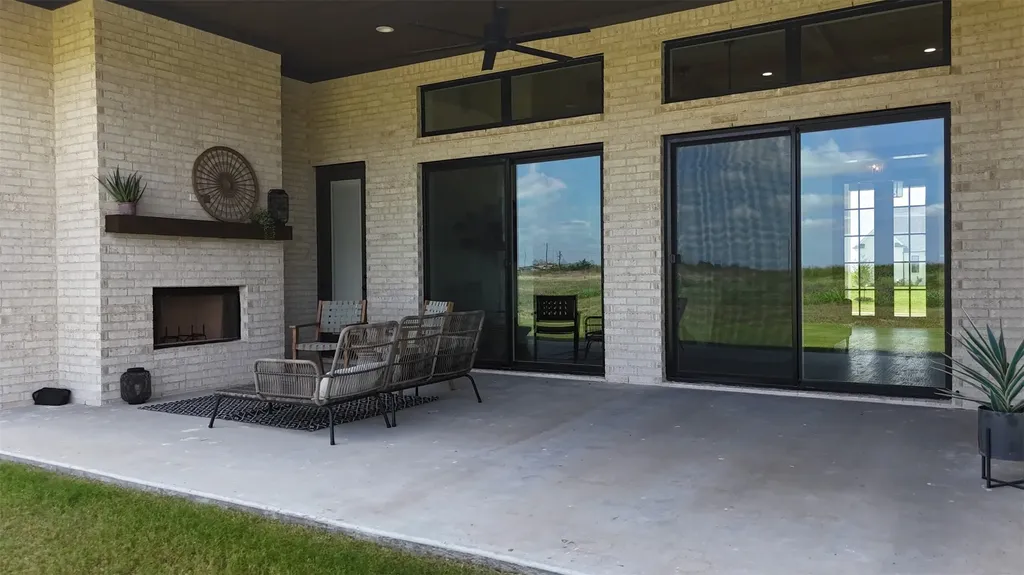 130 Adilynn Trail Maypearl TX 76084