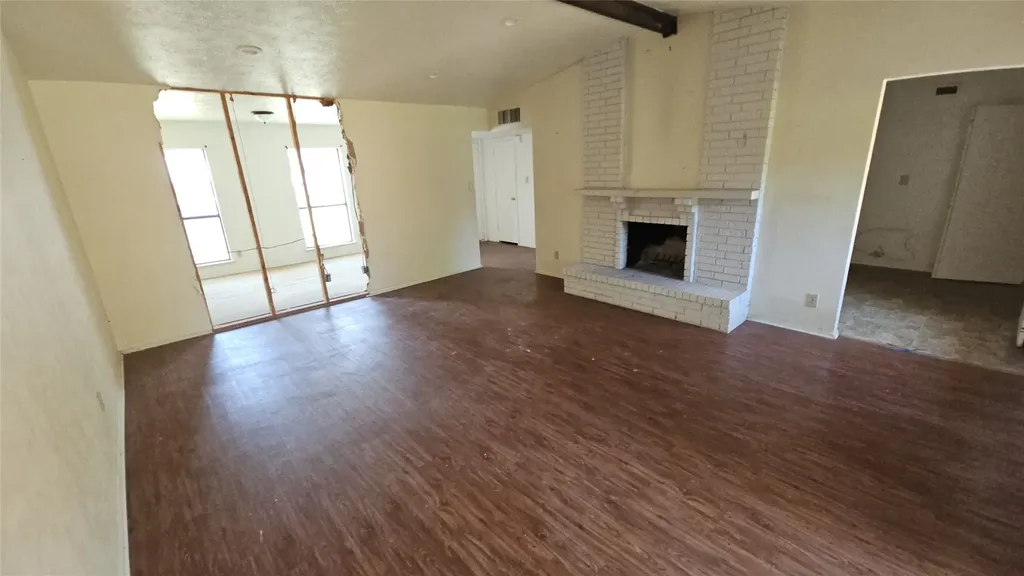 4005 Engleman Street Fort Worth TX 76137