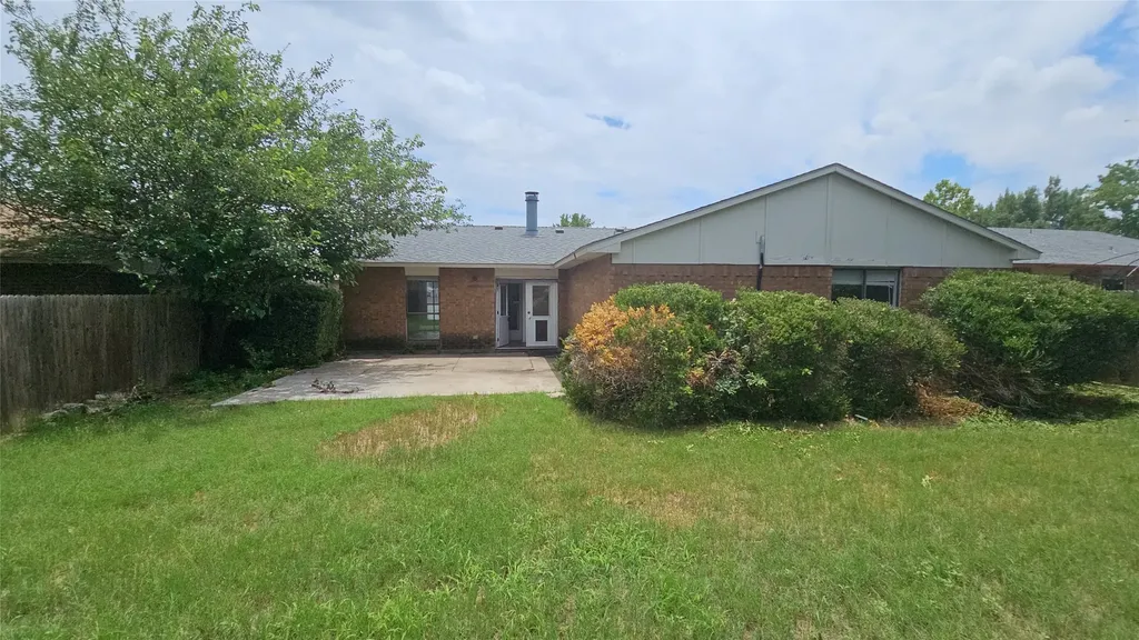 4005 Engleman Street Fort Worth TX 76137
