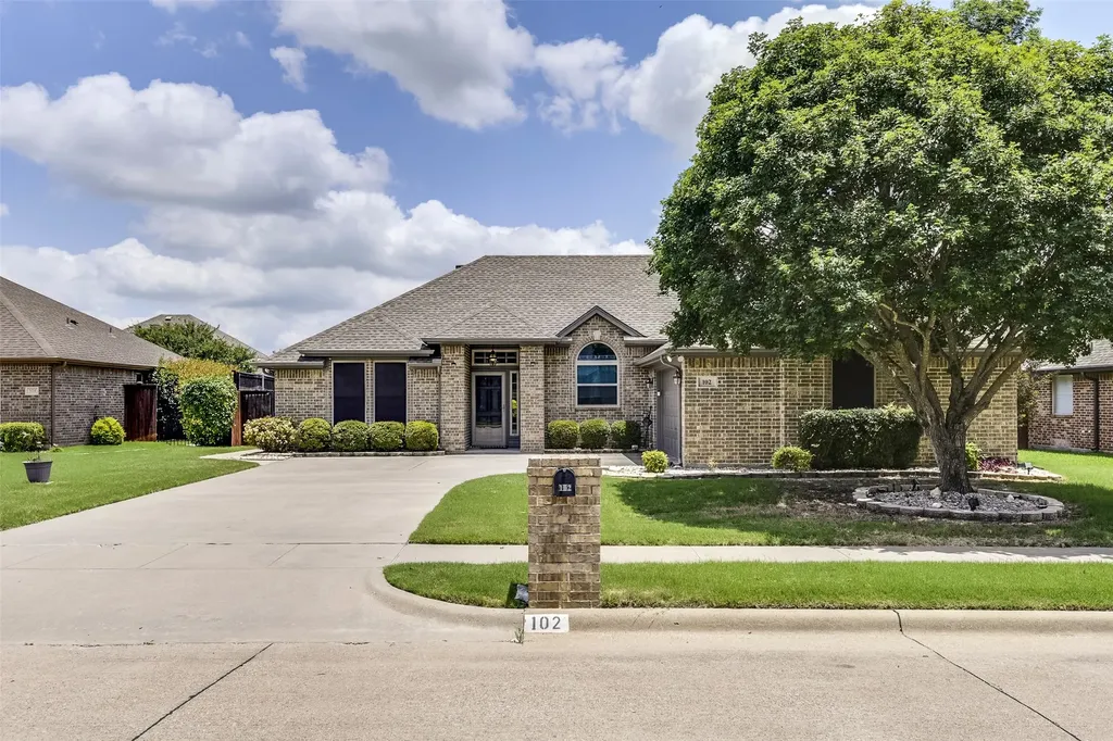 102 Monarch Court Waxahachie TX 75165