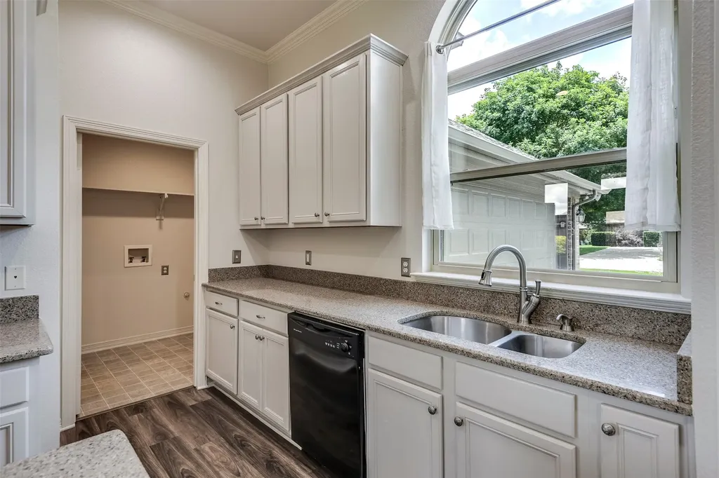 102 Monarch Court Waxahachie TX 75165