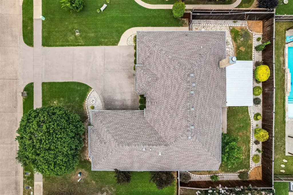 102 Monarch Court Waxahachie TX 75165