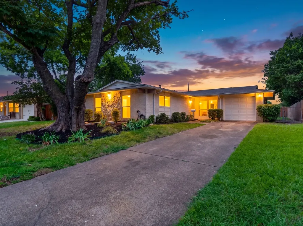 833 Brentwood Lane Richardson TX 75080