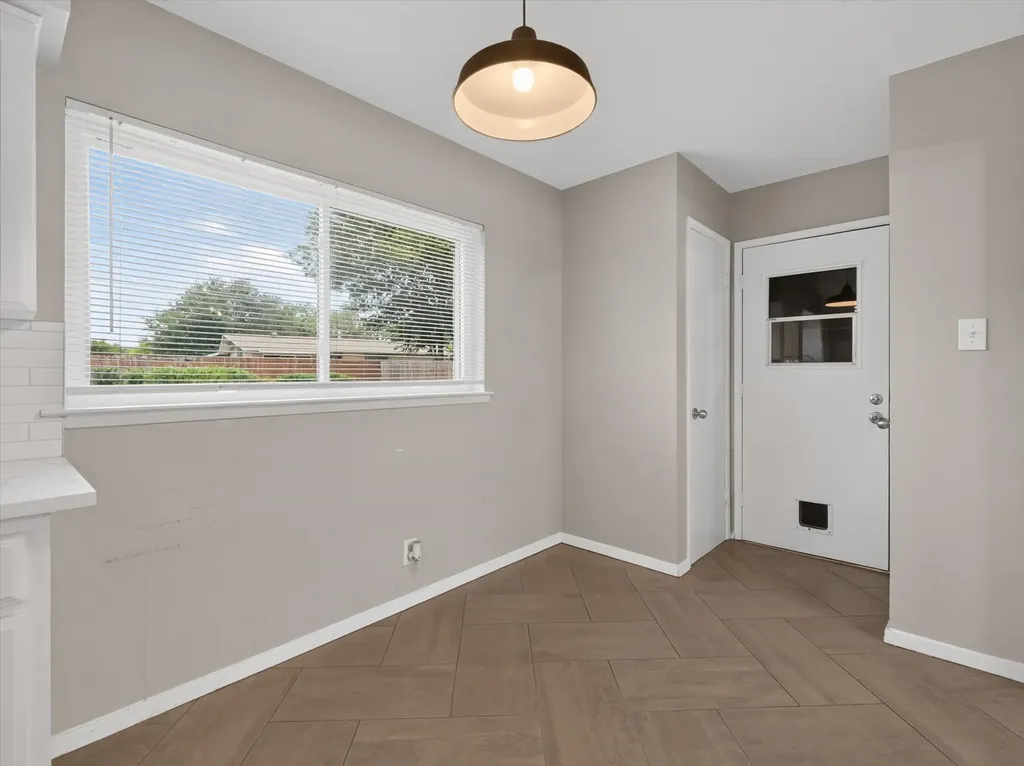 833 Brentwood Lane Richardson TX 75080