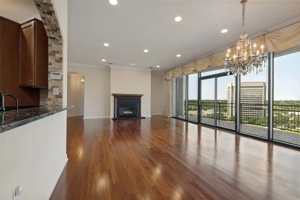330 Las Colinas Boulevard E Irving TX 75039