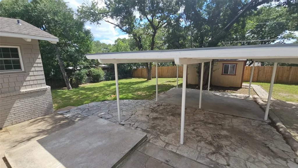 1712 Yolanda Drive Fort Worth TX 76112