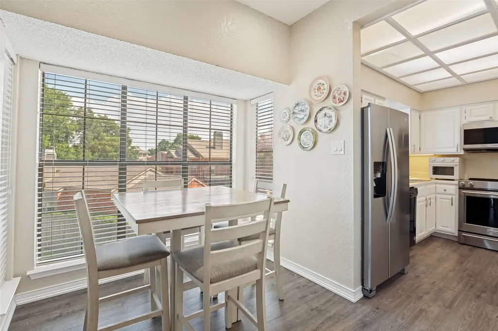 411 Pebble Way Arlington TX 76006