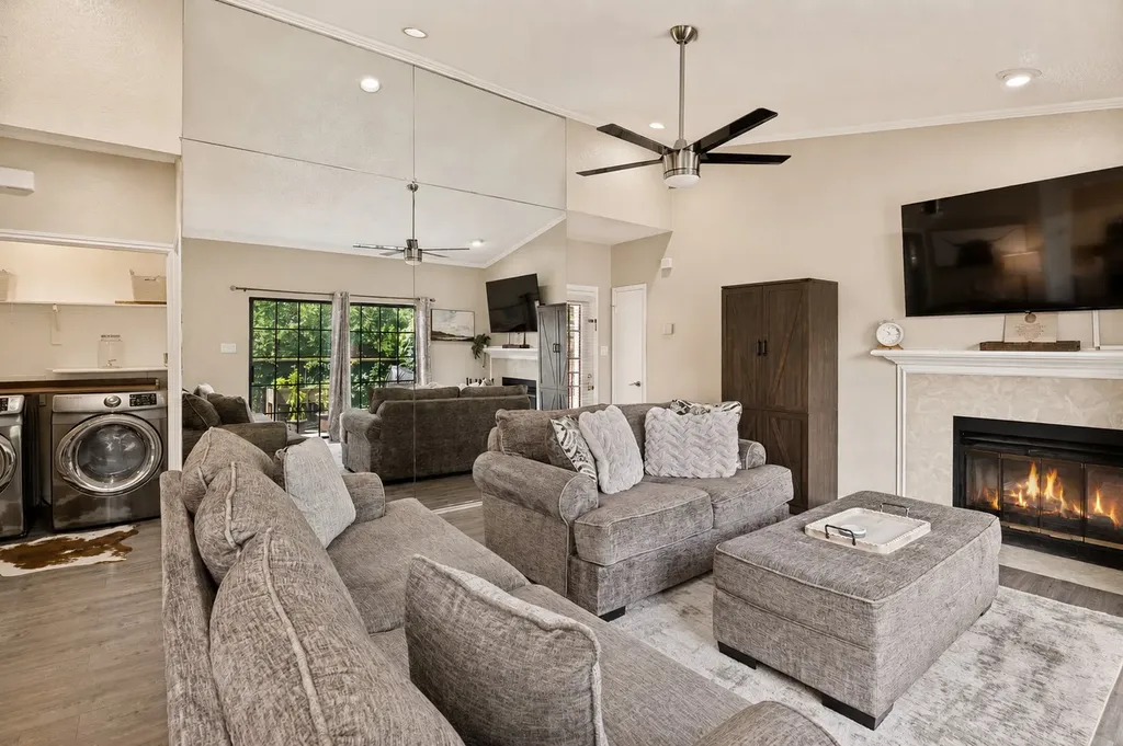 411 Pebble Way Arlington TX 76006