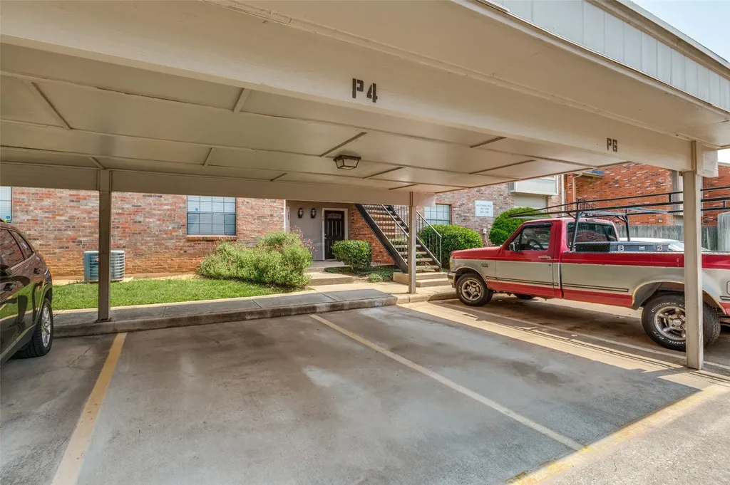411 Pebble Way Arlington TX 76006