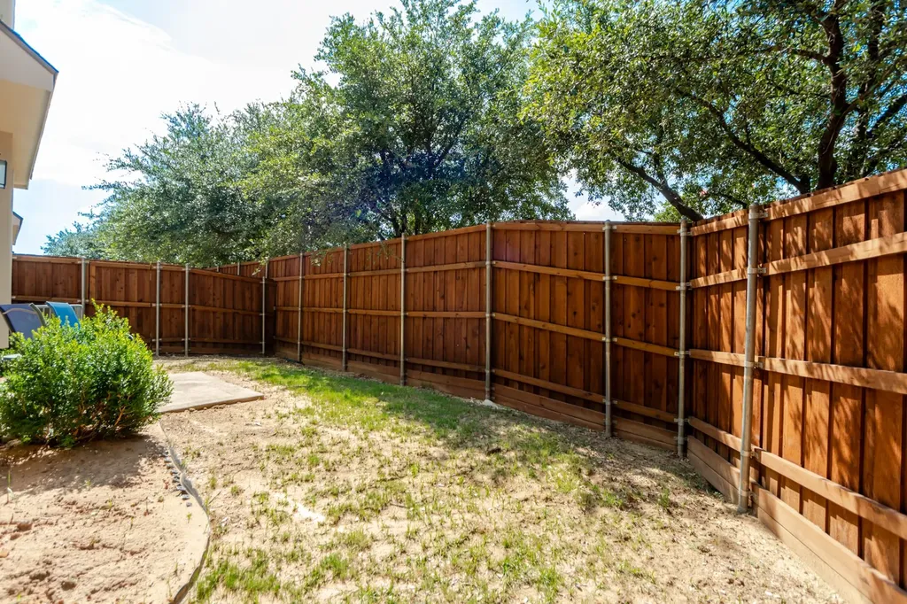 2700 Club Ridge Drive Lewisville TX 75067