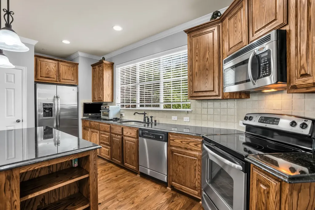 2700 Club Ridge Drive Lewisville TX 75067