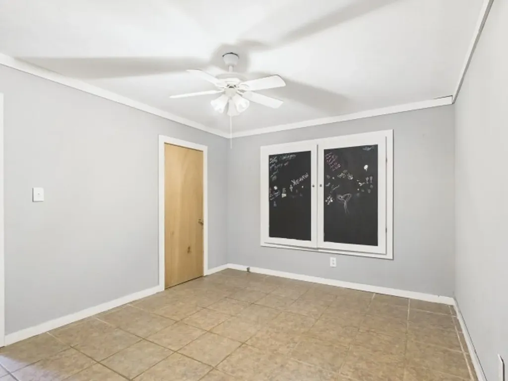 29118 N State Highway 19 Athens TX 75752