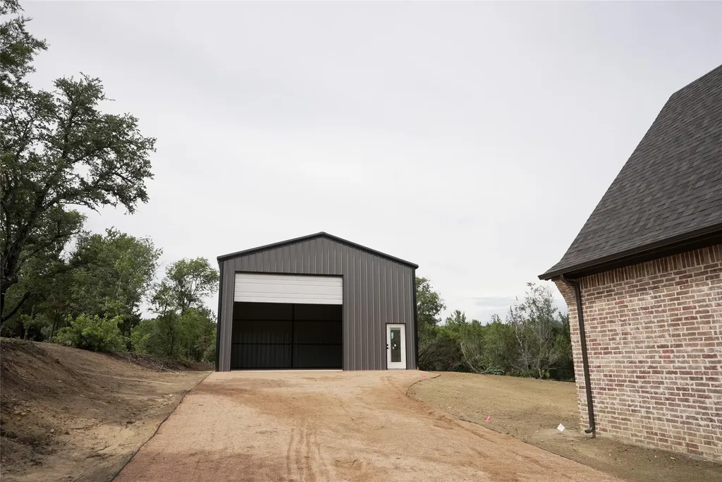 1074 Preserve Street Weatherford TX 76085